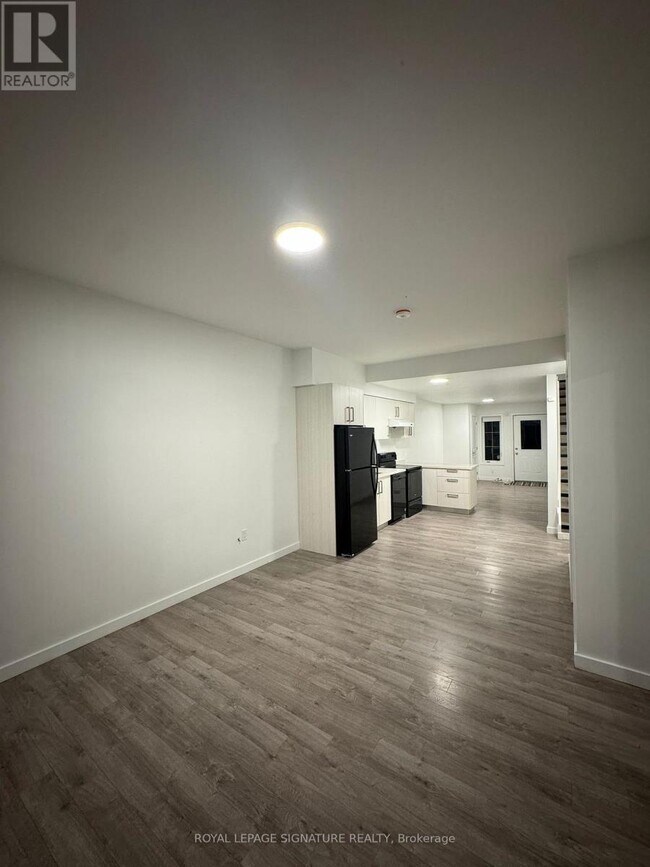 Photo du bâtiment - 200 W Main St