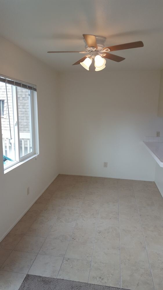 Building Photo - 2740 Tachevah Dr