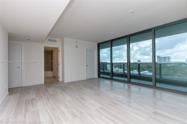 Foto del edificio - 1451 Brickell Ave