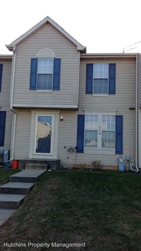 Primary Photo - 3 br, 2.5 bath House - 945 Gainsborough Court