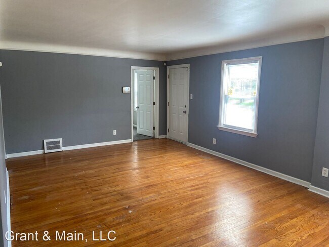 Foto del edificio - 3 br, 1 bath House - 4516 Neff