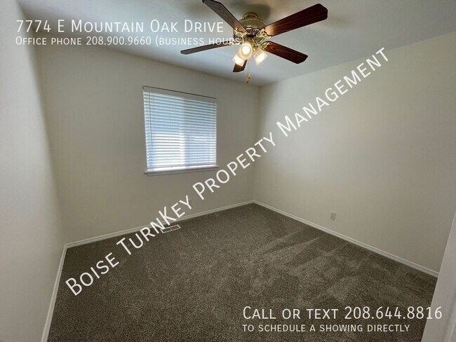 Foto del edificio - 7774 E Mountain Oak Dr