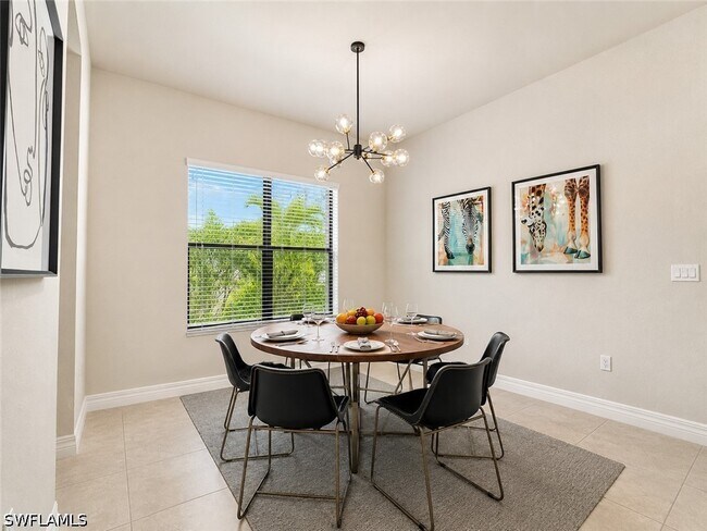 Foto del edificio - 4150 Aspen Chase Dr