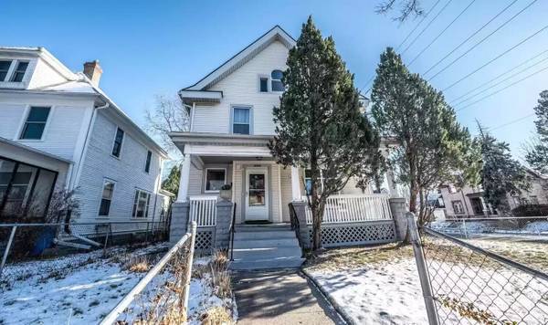 Front - 2749 18th Ave S