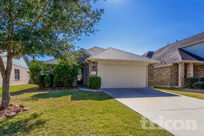Building Photo - 10338 Whisper Bluff Dr