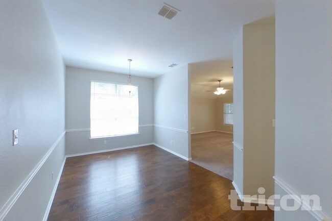 Building Photo - 3205 Silver Point Ct
