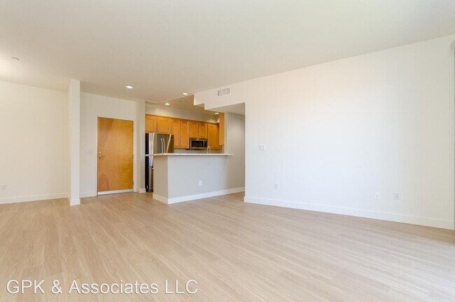 Building Photo - 6931 Kittyhawk Ave
