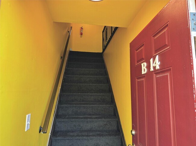 Foto del edificio - 250 Beechwood Ave
