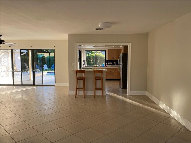 Building Photo - 12400 SW 93rd Ct