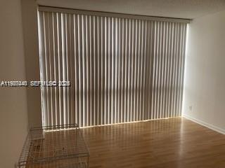 Foto del edificio - 17021 N Bay Rd