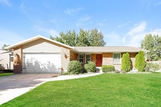 Building Photo - 2201 N 2300 E