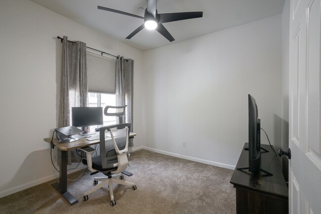 Building Photo - 5884 Cedarwood Cmn