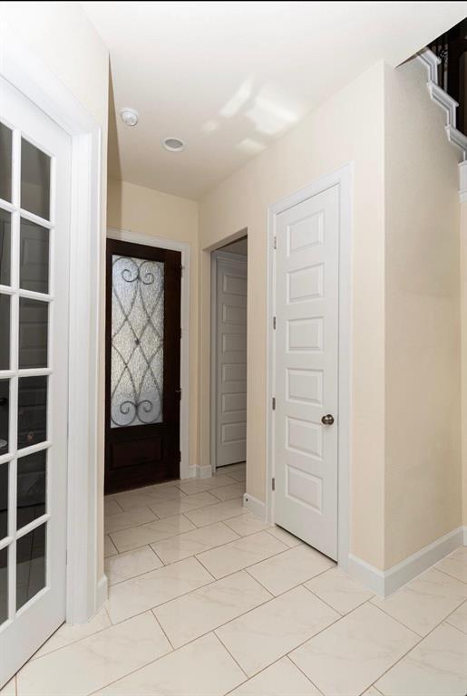 Building Photo - 348 Cross Timbers Dr