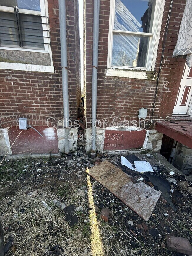 Foto del edificio - 4923-4925-4925 Suburban Tracks St