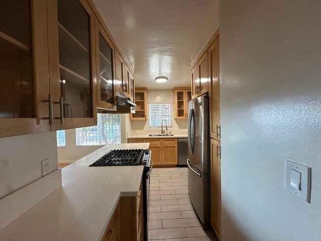 Foto del edificio - 17 Thornton Ave