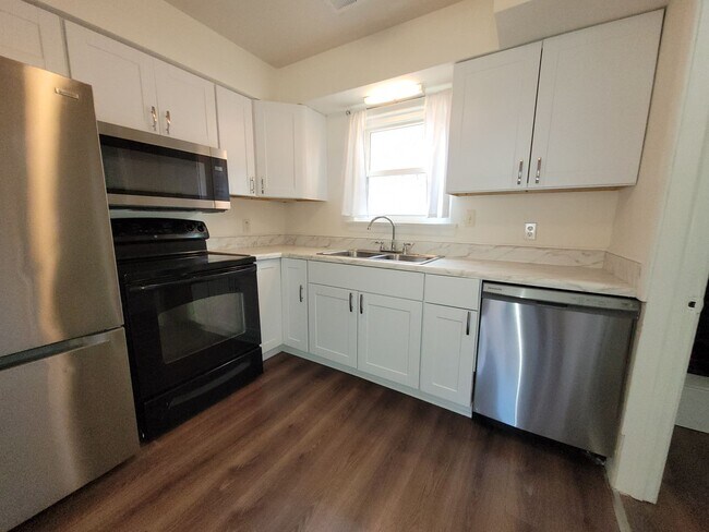 Foto del edificio - 1012 Oaklawn Ave