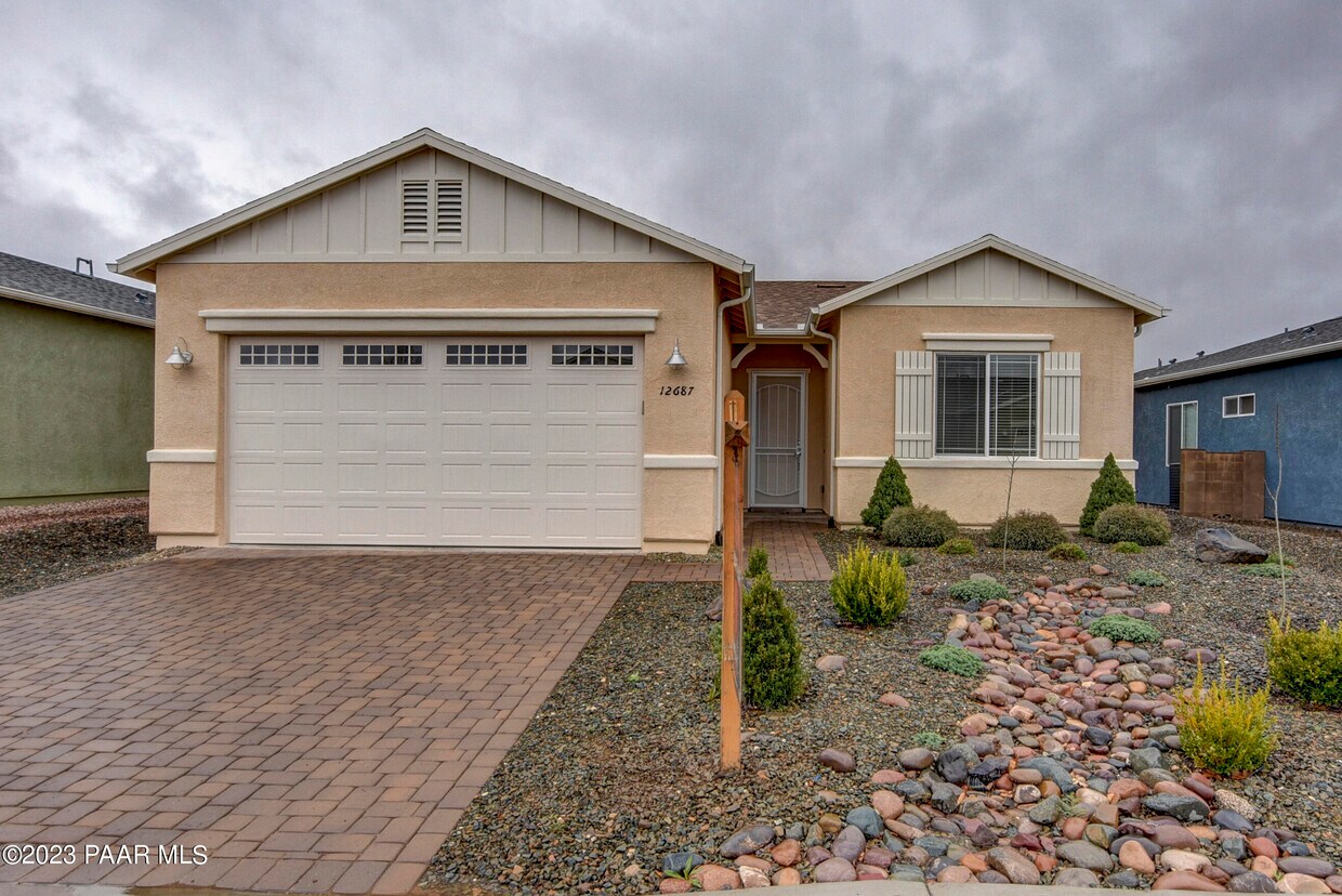 Primary Photo - 12687 E Ortiz St