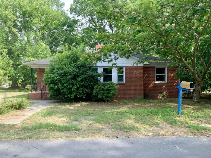 Primary Photo - 307 W Byrd Street