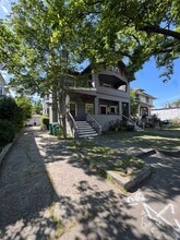 Building Photo - 1423 N San Joaquin St