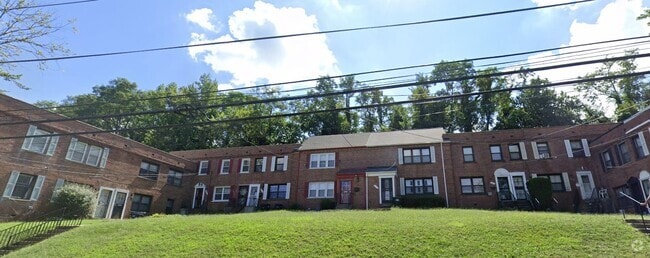 Building Photo - 4945 Sheriff Rd NE