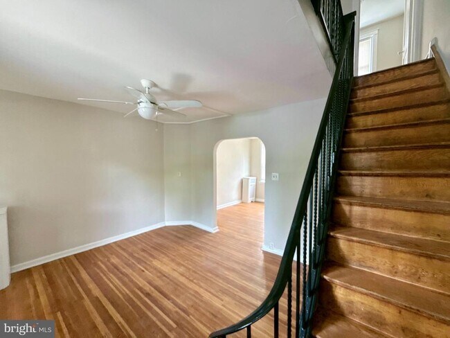 Building Photo - 3208 W Willard St