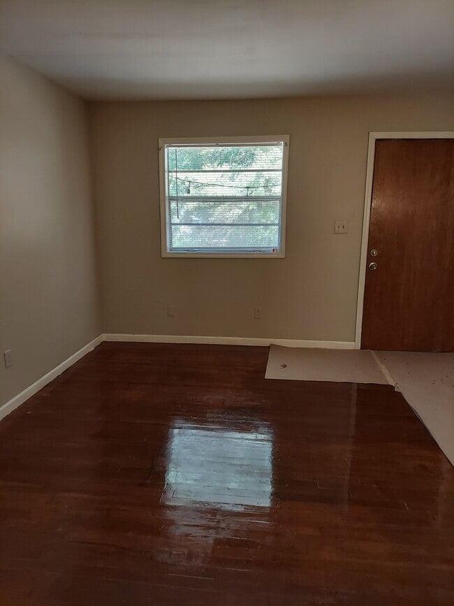 Building Photo - 245 Stafford St NW