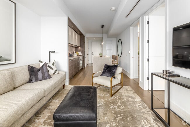 1BR, 1BA - 633SF - Living Room - 2Fifteen