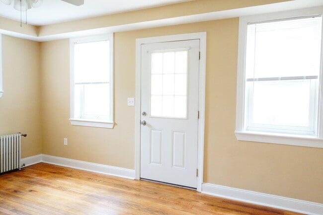 Foto del edificio - 8206 Greenwood Ave