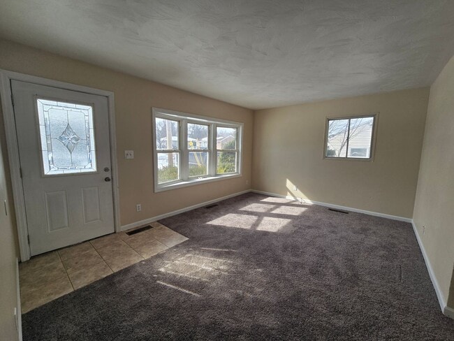 Photo - Beautiful 3 Bedroom Ranch - Norwin School District - Available Immediately House