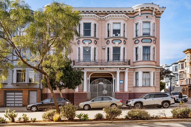 Building Photo - Gorgeous Apartment in the Mission Availabl...