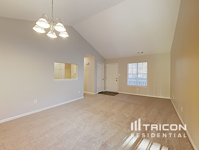 Foto del edificio - 1513 Eagles Landing Dr