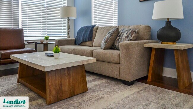 Foto del edificio - 901 Kelly Green Ln