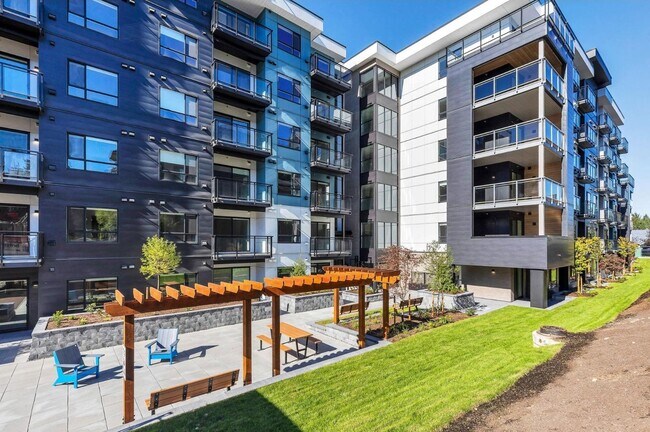 Photo du bâtiment - 33886 Pine St