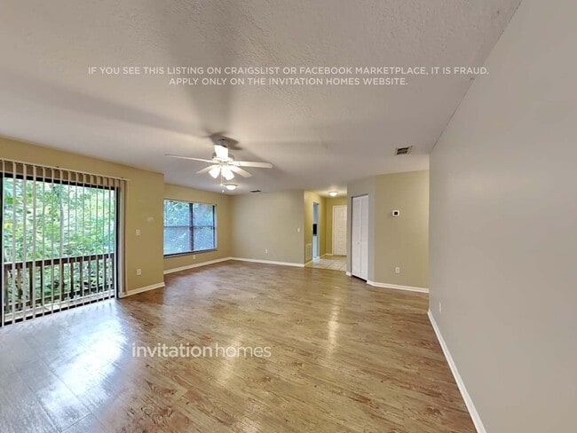 Building Photo - 10 Widgeon Pl