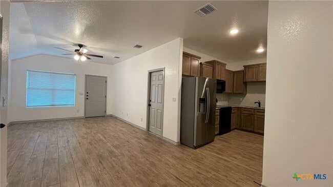 Building Photo - 2412 Duntov Dr