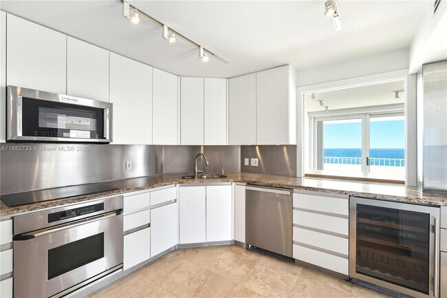 Foto del edificio - 177 Ocean Ln Dr