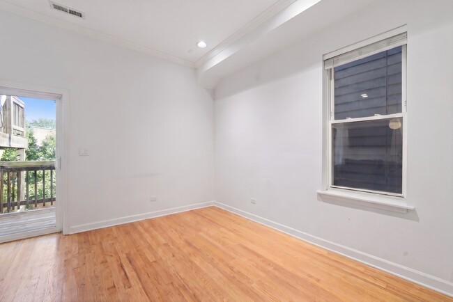 Building Photo - 1725 W Ellen St
