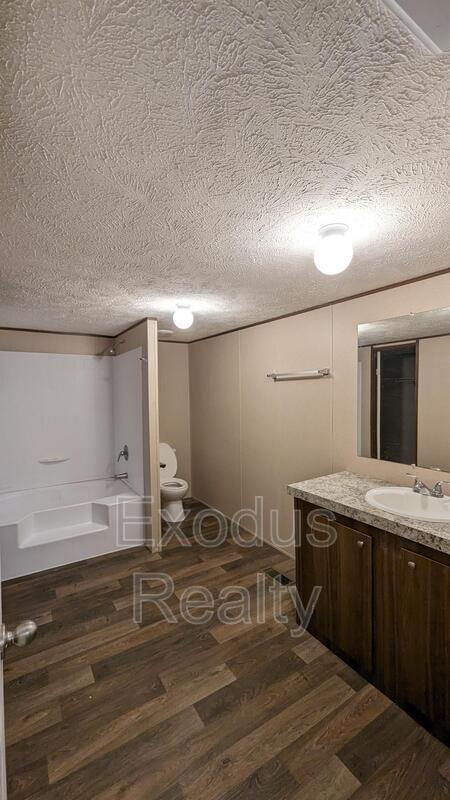 Building Photo - 55 Forest Manor Dr