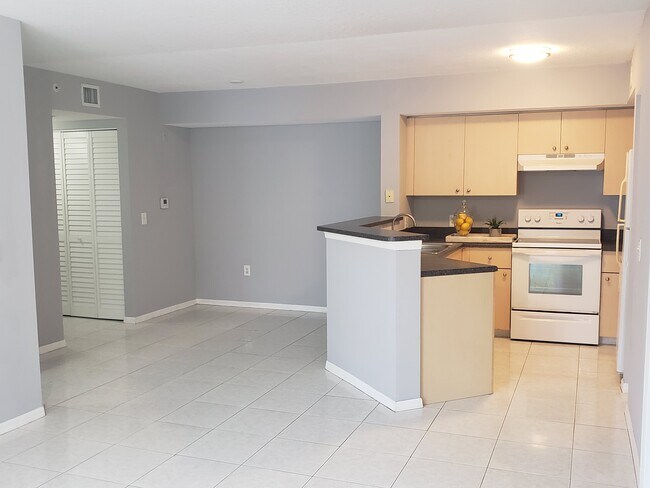 Foto del edificio - 4151 San Marino Blvd