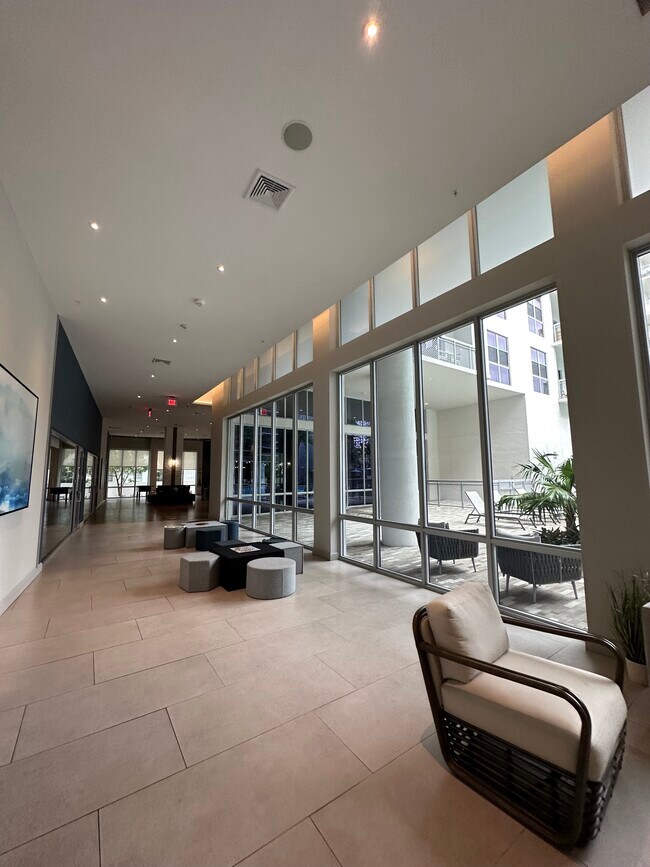 Foto del edificio - 342 NE 26th Ter
