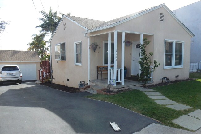 Long Driveway and 2 Car Garage - 1549 Golden Ave