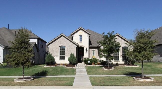 Building Photo - 14002 Falcon Ranch Dr