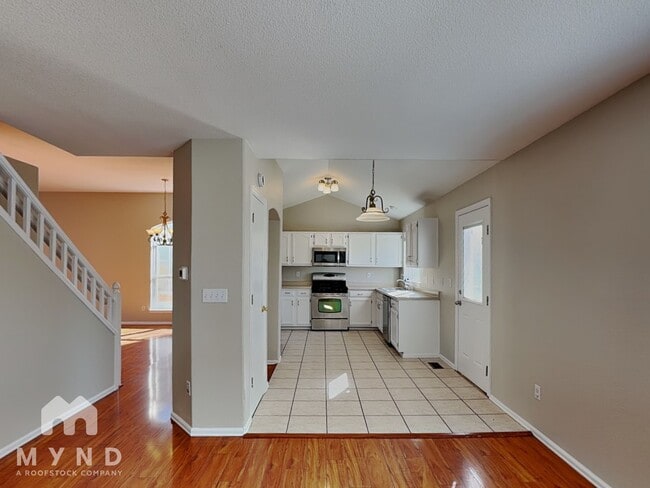 Building Photo - 2421 S Harlan Ct