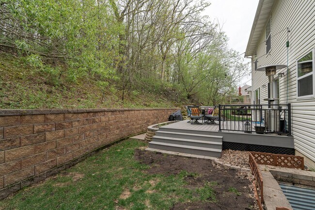 Building Photo - Spacious Home With Finished Basement And 3 Car Garage