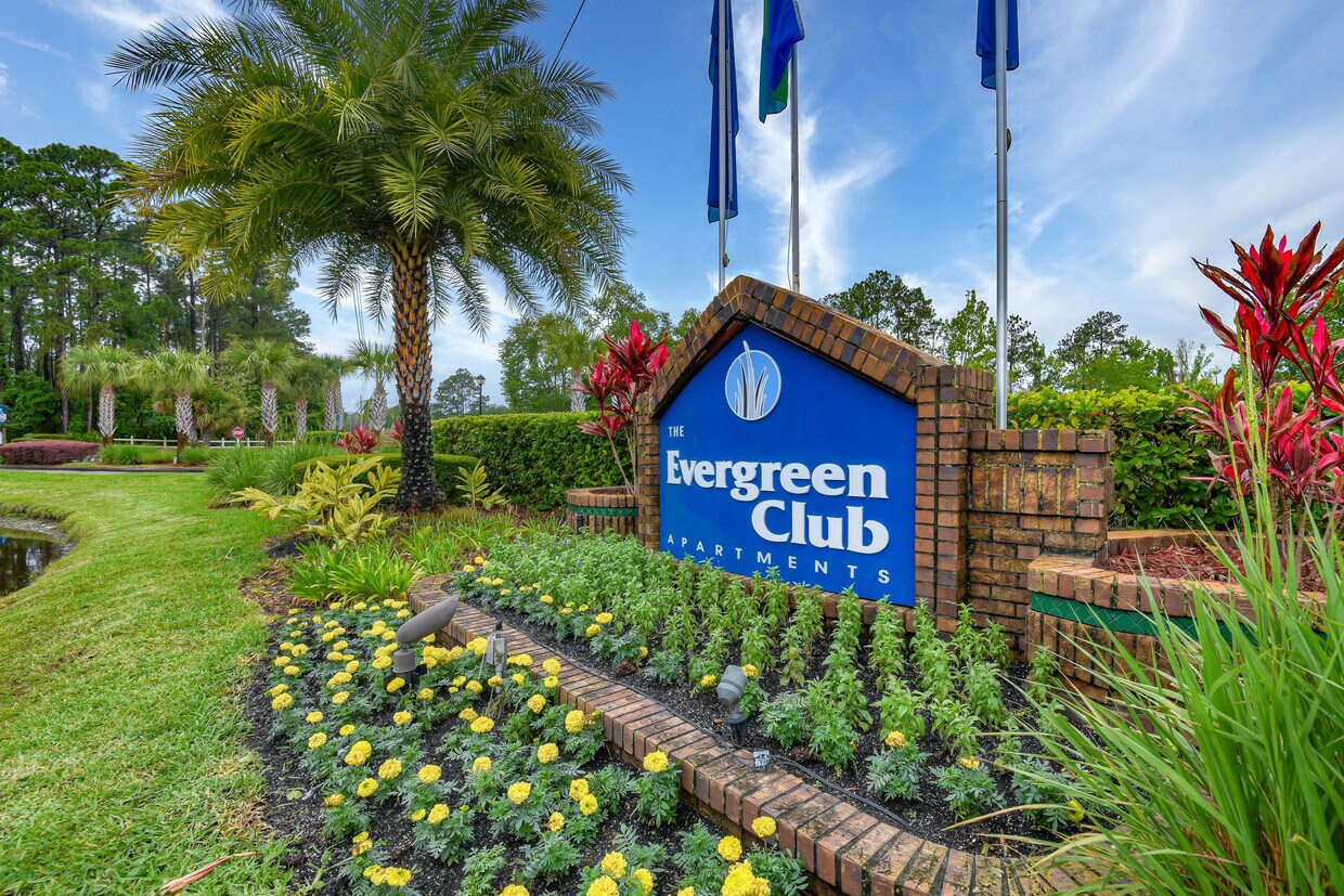 Evergreen Club Apartments 9611 Southbrook Dr Jacksonville, FL