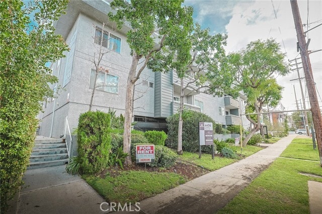 Foto del edificio - 4406 Cahuenga Blvd