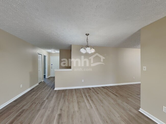 Foto del edificio - 2926 Limber Pine Dr