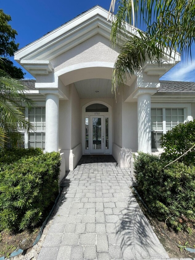1722 Lee Janzen Drive Kissimmee Fl 34744 - 1722  Lee Janzen Drive  Kissimmee Fl 34744