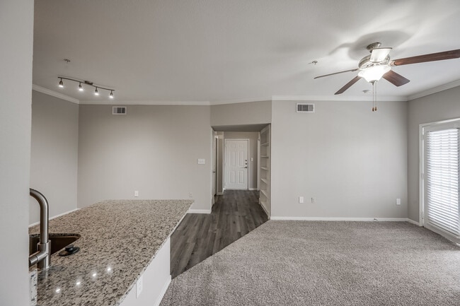 2BD, 2BA - 994SF - Living Room - Plaza at San Jacinto