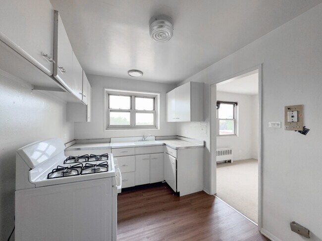 Building Photo - 4903 Crain